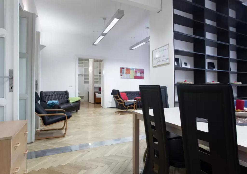 פראג Charles Central Apartment מראה חיצוני תמונה